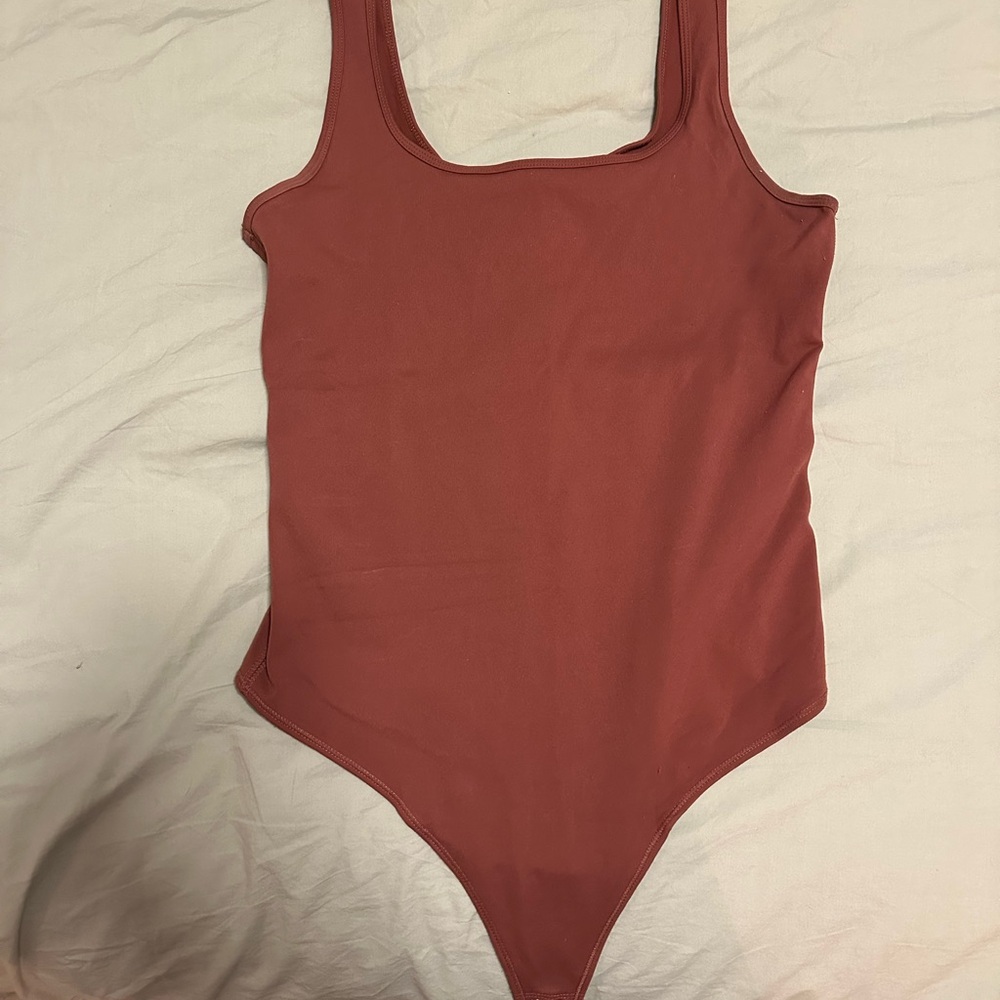 2 Pack Abercrombie & Fitch Bodysuit (terracotta and black)